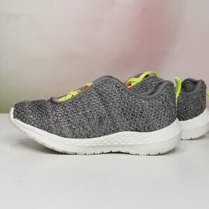 Carters  Toddler  Slip On Sneakers   Size 8T NWT